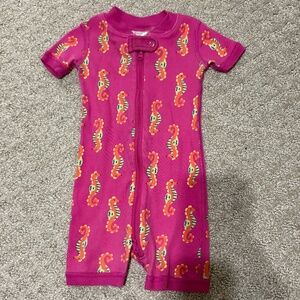 Hanna Andersson 2-Way Zipper Sleeper Shortie